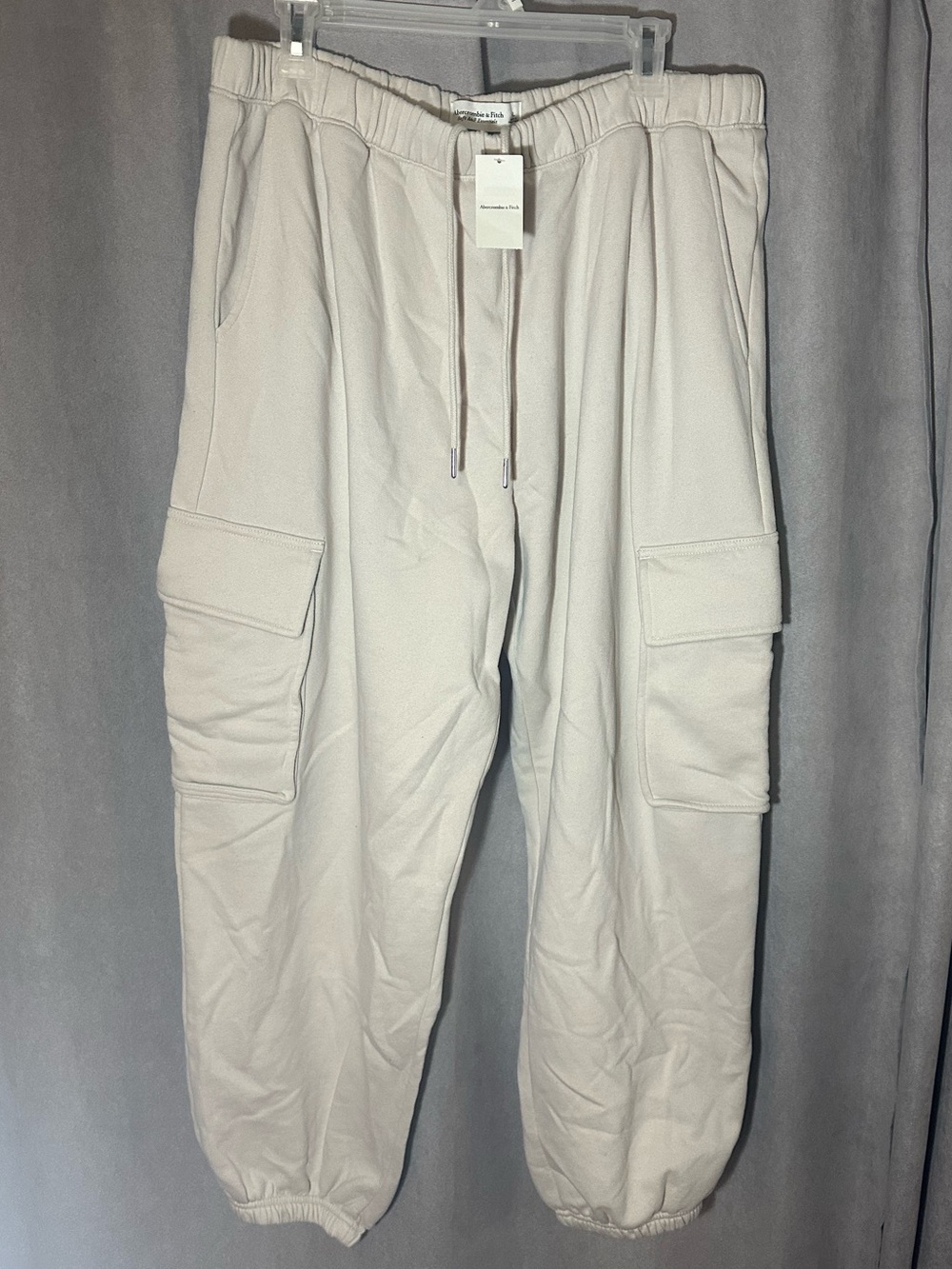 Rare New Abercrombie and Fitch Soft Brushed Fleece Cargo Pants Men’s XL Beige